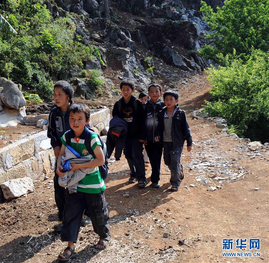 （壯麗70年·奮斗新時(shí)代·圖文互動）（4）“石頭地”里種出新希望——云南西疇縣脫貧記