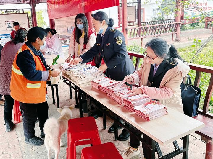 憲法宣傳進社區(qū)