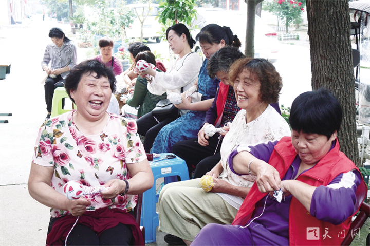 艾草飄香傳母愛(ài)